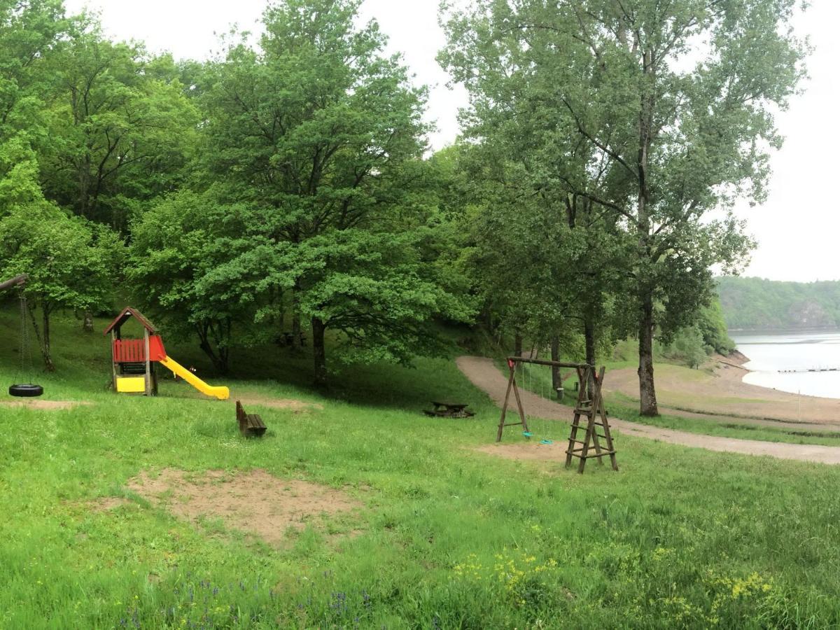 Comfortable Holiday Home Near The Lake Beaulieu Kültér fotó